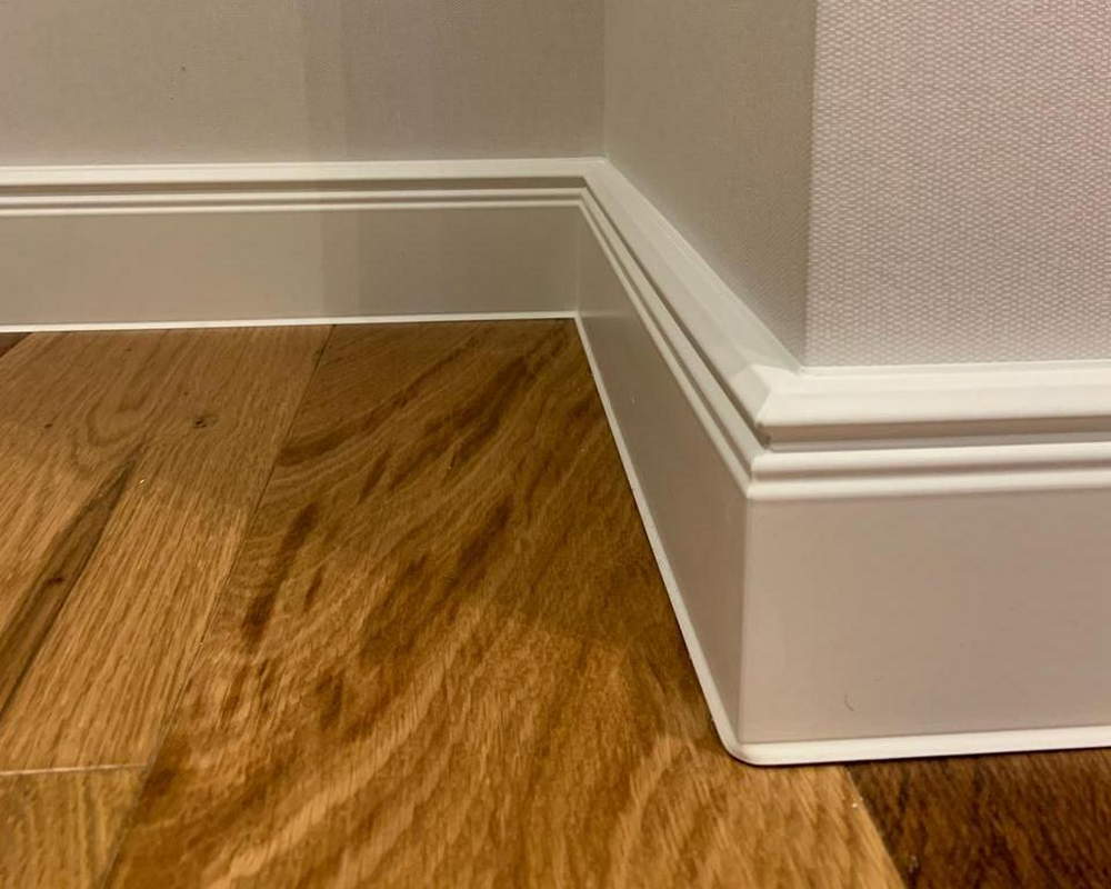 Плинтус ХДФ Dollken Cubu Hamburg Style 80мм х 2,5 м 5012 Белый