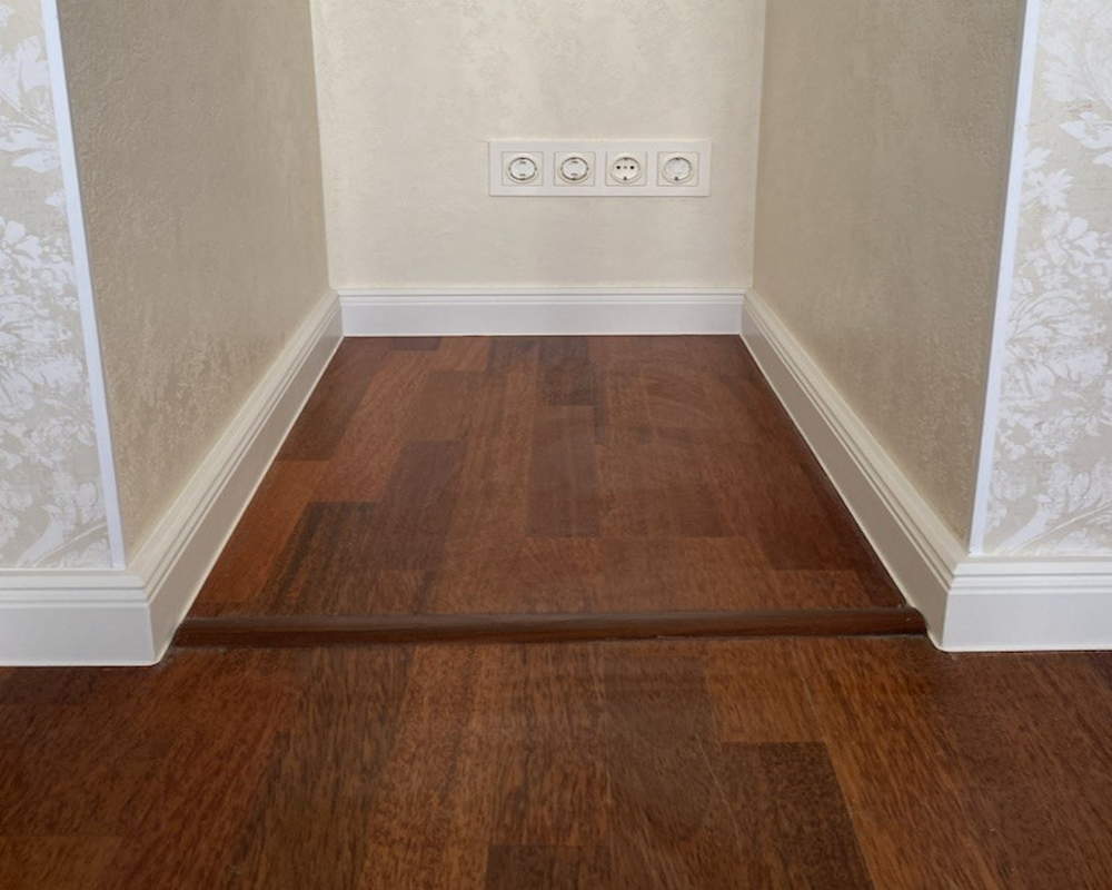 Плинтус ХДФ Dollken Cubu Hamburg Style 100 мм х 2,5 м 5012 Белый