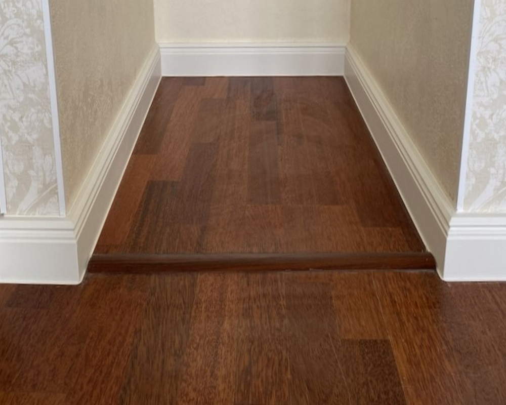 Плинтус ХДФ Dollken Cubu Hamburg Style 100 мм х 2,5 м 5012 Белый