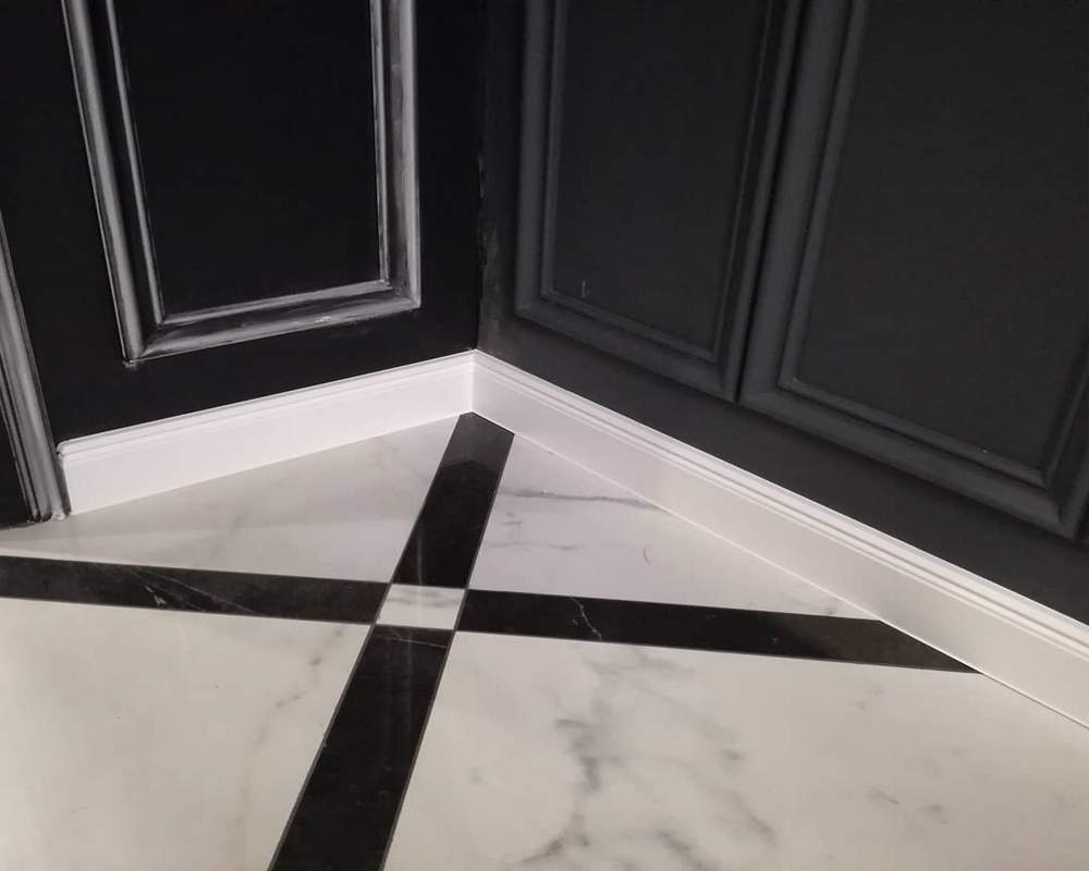 Плинтус ХДФ Dollken Cubu Hamburg Style 100 мм х 2,5 м 5012 Белый