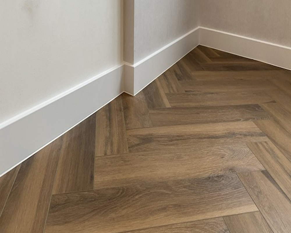 Плинтус ХДФ Dollken Cubu Flex Life XL 60 мм х 2,5 м 5012 Белый