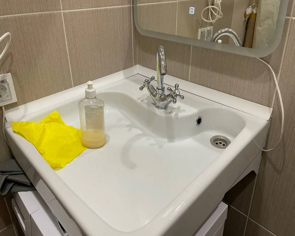 Плинтус для столешниц гладкий Алюминий 25*25мм 3,05м. Белый