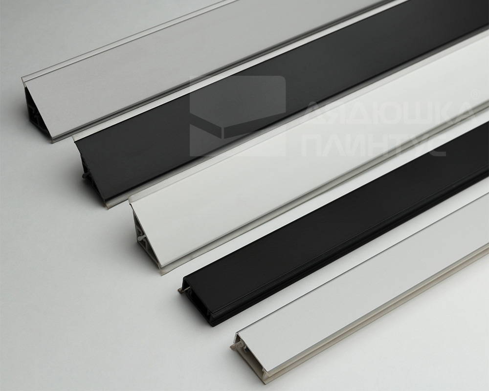 Плинтус для столешниц гладкий Алюминий 25*25мм 3,05м. Белый