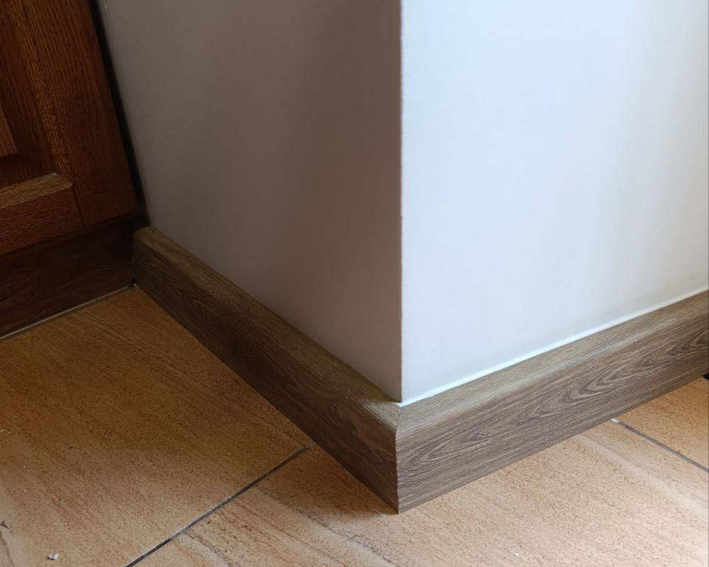 Плинтус ПВХ Рико Концепт 80мм 2,2м. 80015